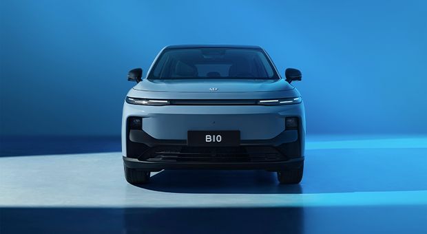 B10 Full LED